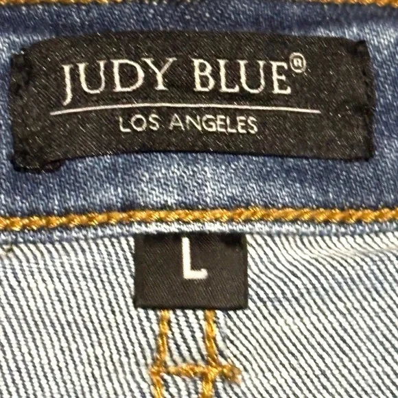 Judy Blue Womens Shorts Lg Distressed Denim Rainbow Paint Splatter Frayed Hem - Picture 6 of 10